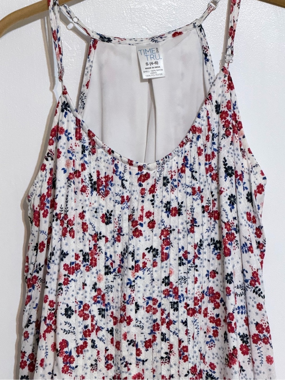 Time and Tru Dress Women's Size S Floral Pintuck Fit & Flare Strappy Red - Picture 3 of 8
